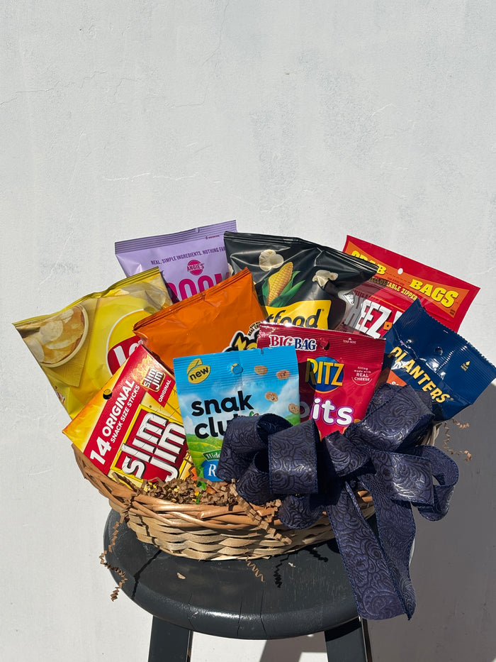 Salty & Sweet Snack Basket